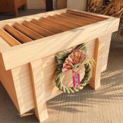 日本檜木奉納招財箱 配有裝飾招財花環 聚財招福的秘密